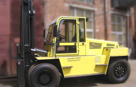 mf160_sidefront
